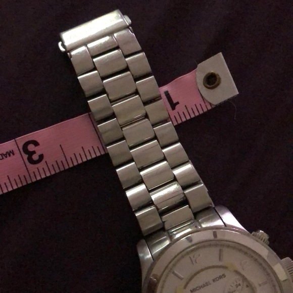 Men’s Michael Kors Large Face Stainless Watch - Picture 3 of 4